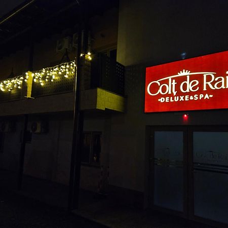 فندق Colt De Rai ريشيتسا المظهر الخارجي الصورة