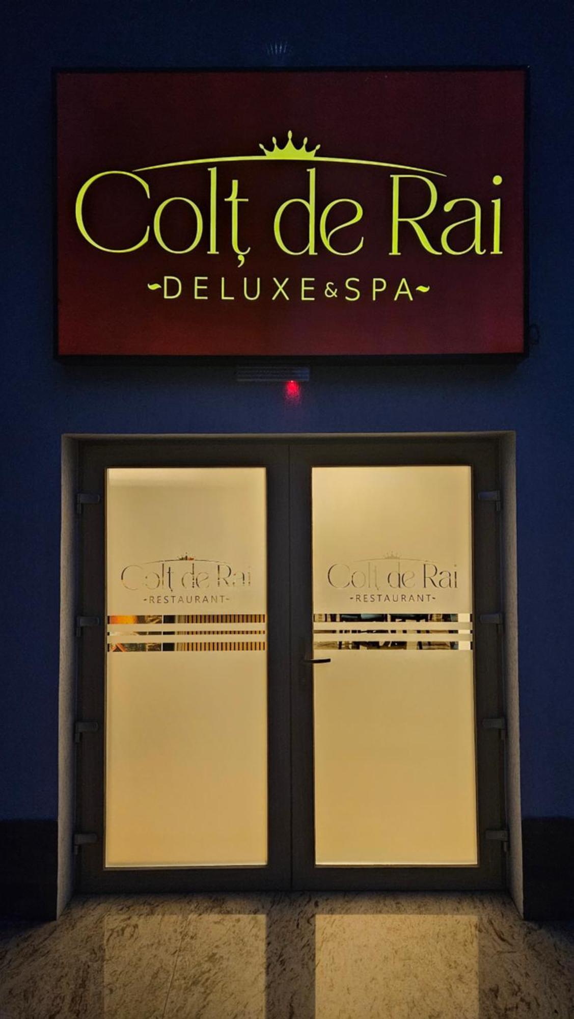 فندق Colt De Rai ريشيتسا المظهر الخارجي الصورة